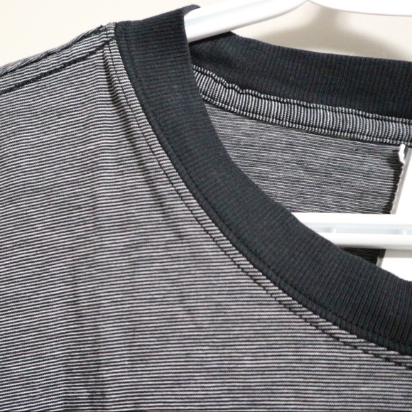 Lululemon (Men’s) Large T-shirt - Picture 4 of 8